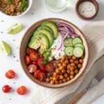 Colorful quinoa bowl with chickpeas and veggies